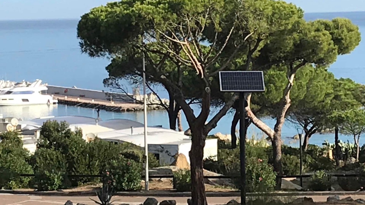 Marine de Saint Ambroggio House | Marina De San Ambroggio: small house of very good standing facing the sea 150m from the beach