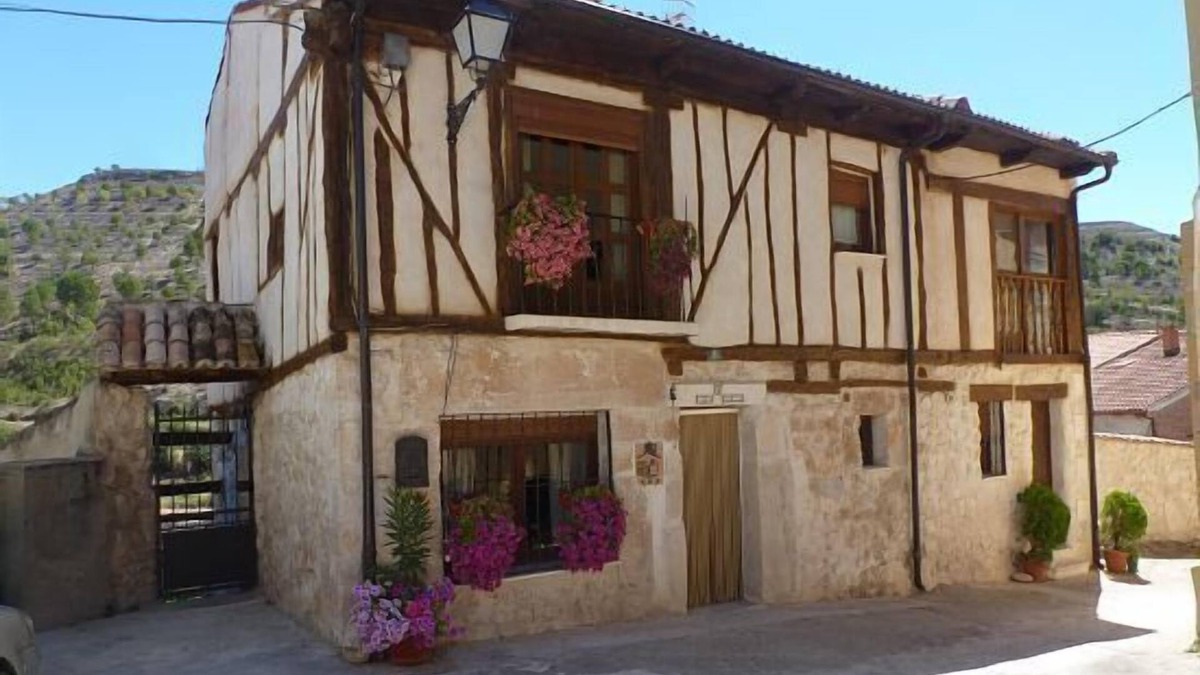 Curiel Cottage | Marina House for 8 people