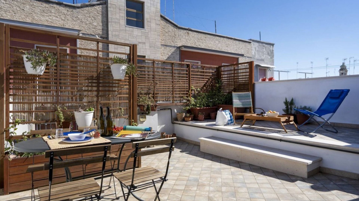 Mola di Bari Apartment | Marina Terrace Apartment between downtown and the sea