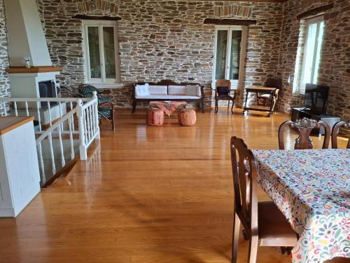 Afetai Villa | Marina Traditional Stonehouse