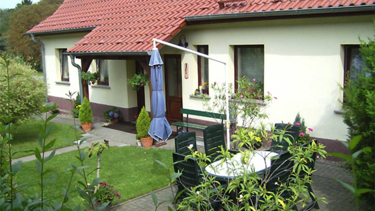 Kummerow Apartment | Marion's gute Stube not far from Lake Kummerow - Marion's gute Stube