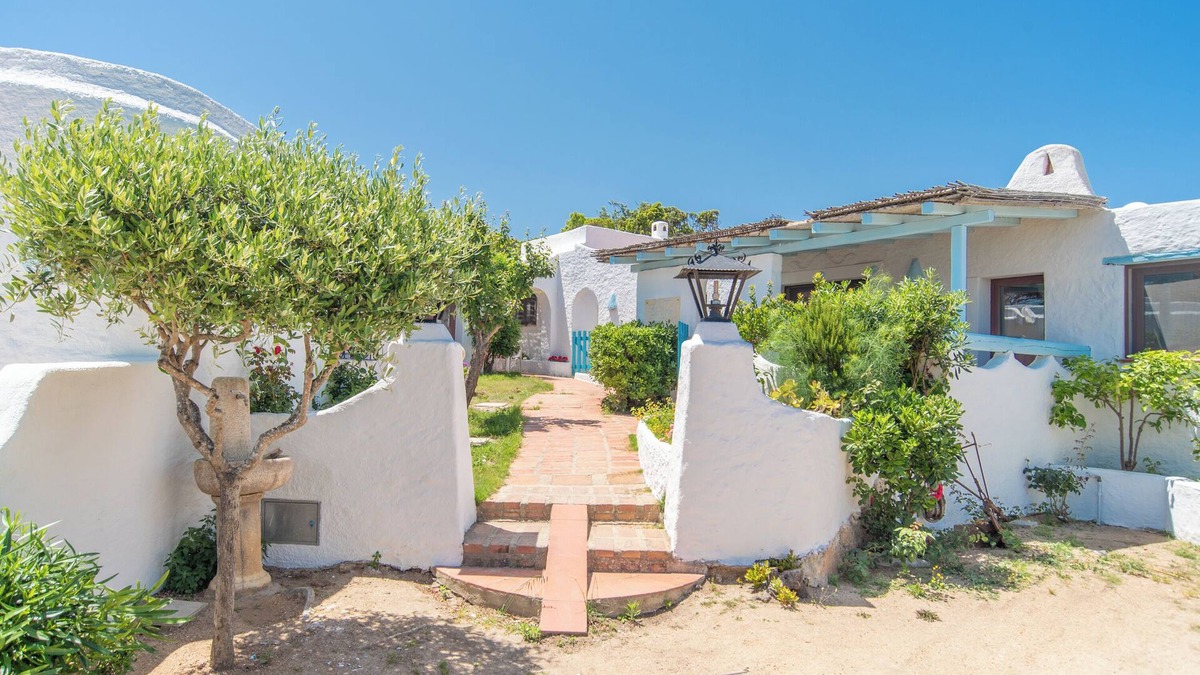 Porto Rafael House | Maritime Holiday Home near the Beach with Garden & Terrace