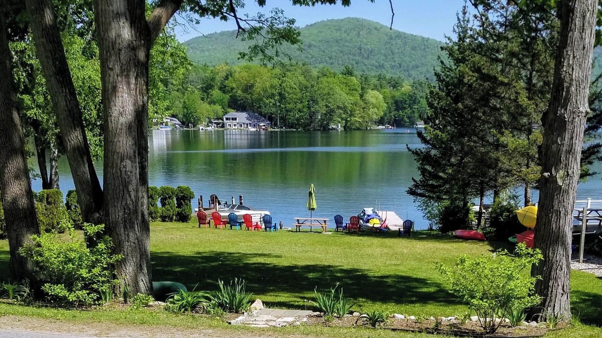 Queensbury House | Marley's Cove on Glen Lake