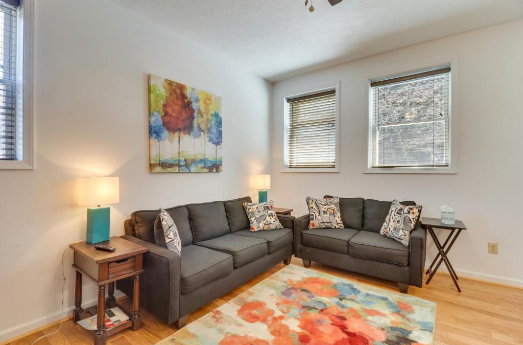 Marlinton Apartment | Marlinton Vacation Rental on Riverfront Trail!