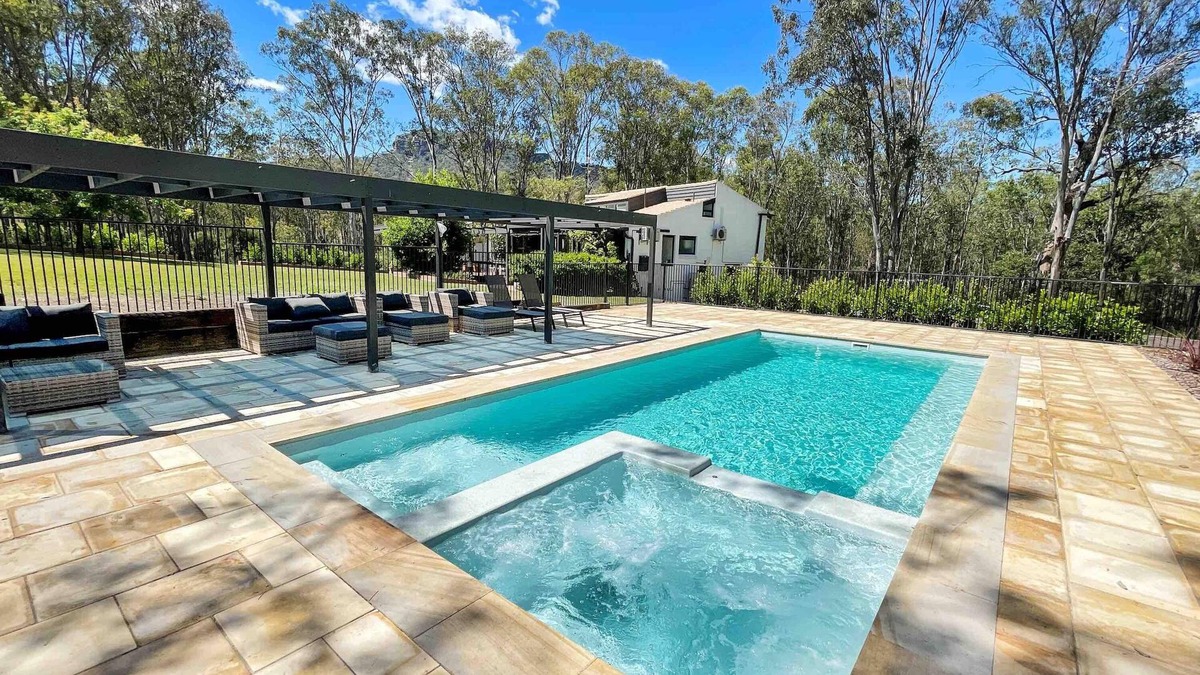 Broke House | Marlu Station - Secluded family getaway in Broke