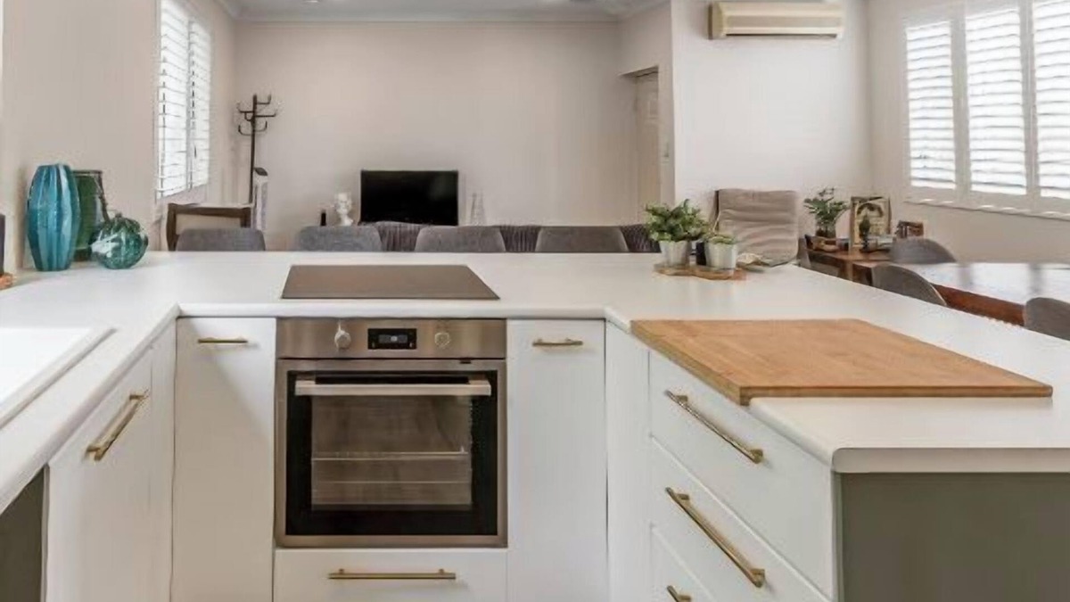 Sunshine Coast Apartment | Maroochy River Delight
