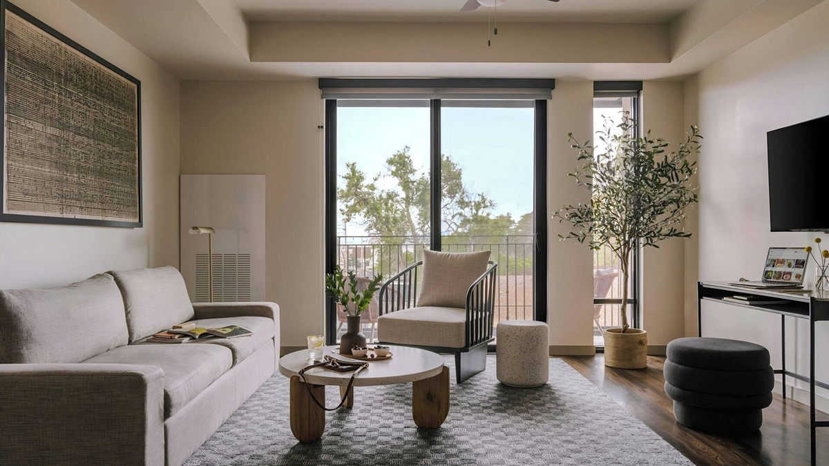 Jefferson Park Apartment | Marriott Bonvoy Sonder Bryant Apartments LoHi
