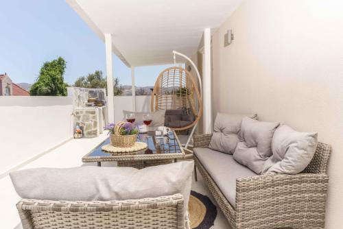 Khoustouliana Apartment | Marry House