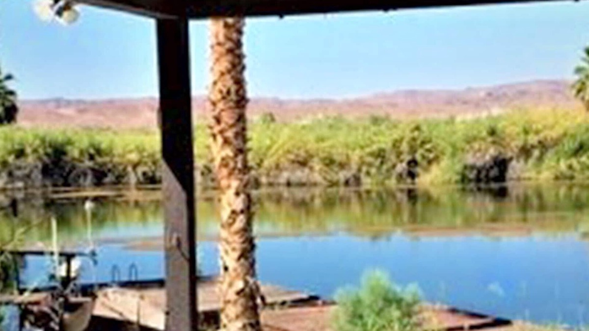 Yuma House | Martinez Lake - Secluded Lakefront property with Private Dock & boat ramp.