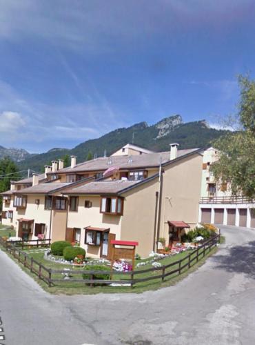 Tonezza del Cimone Apartment | Marty & Matti house