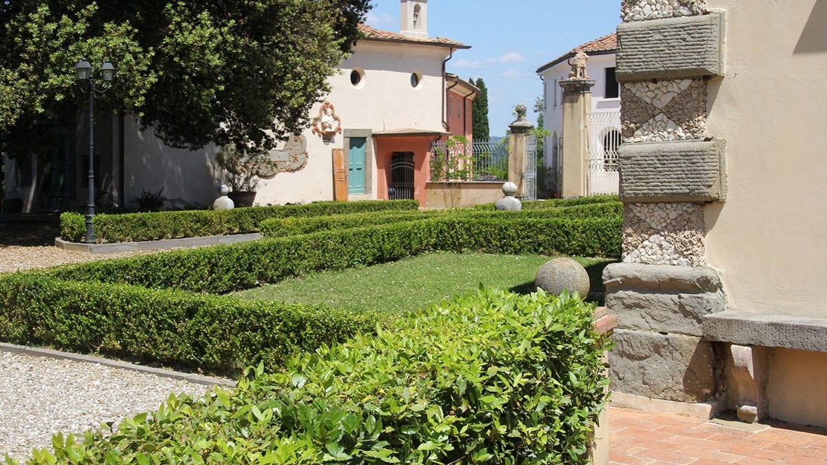 Lari House | marvelous 3 bed house in charming Cevoli with A/C