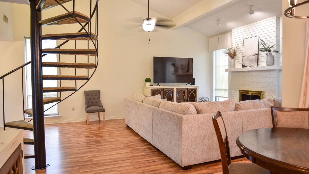 Mandeville Condo | Marvelous 3-bedroom condo in gated country club