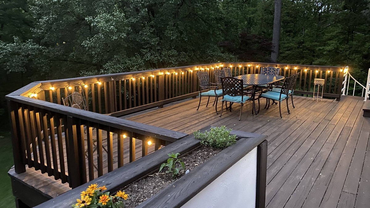 Lake Barcroft House | Marvelous Home in Gorgeous Neighborhood Near DC