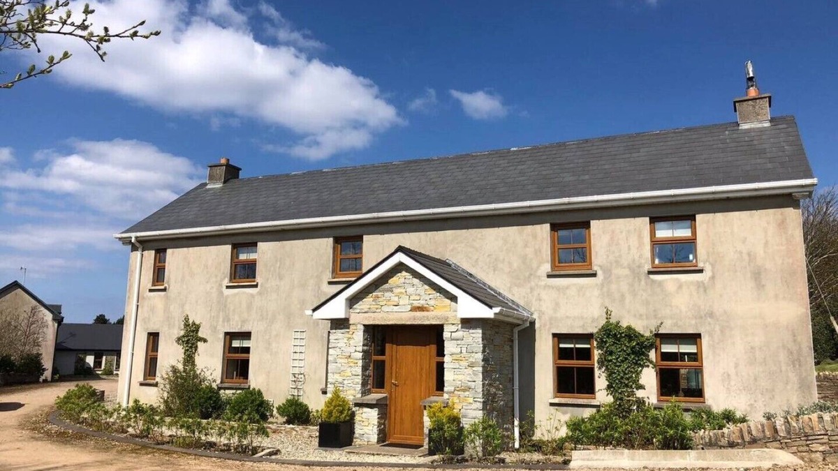 Bunbeg Cottage | Mary Doaltys Cottage - County Donegal