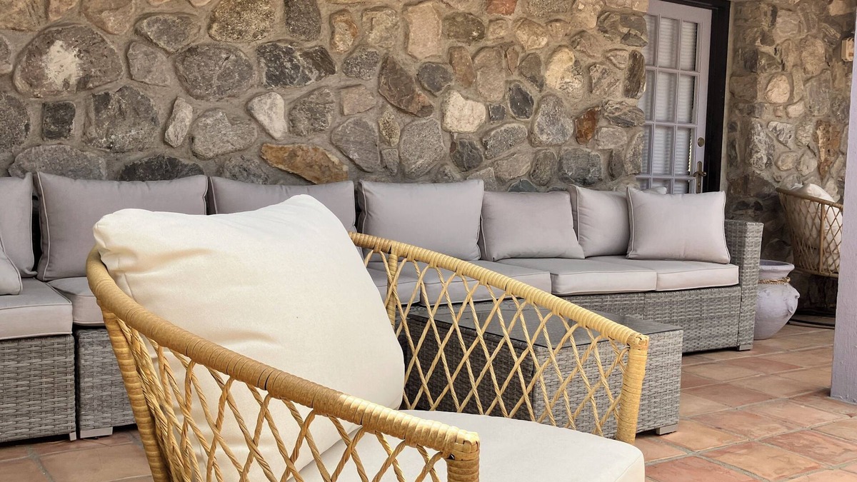 Desert Hot Springs House | MARY PICKFORD ESTATE IN DESERT HOT SPRINGS 9 BEDROOMS AND 7.5 BATHS EVENTS
