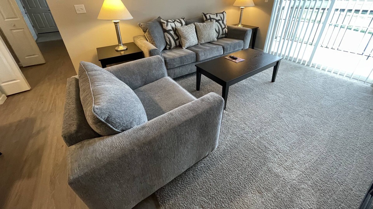 Marysville Apartment | MARYSville for the Holidays!