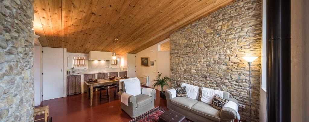 Sant Feliu de Boada Apartment | Mas Blau