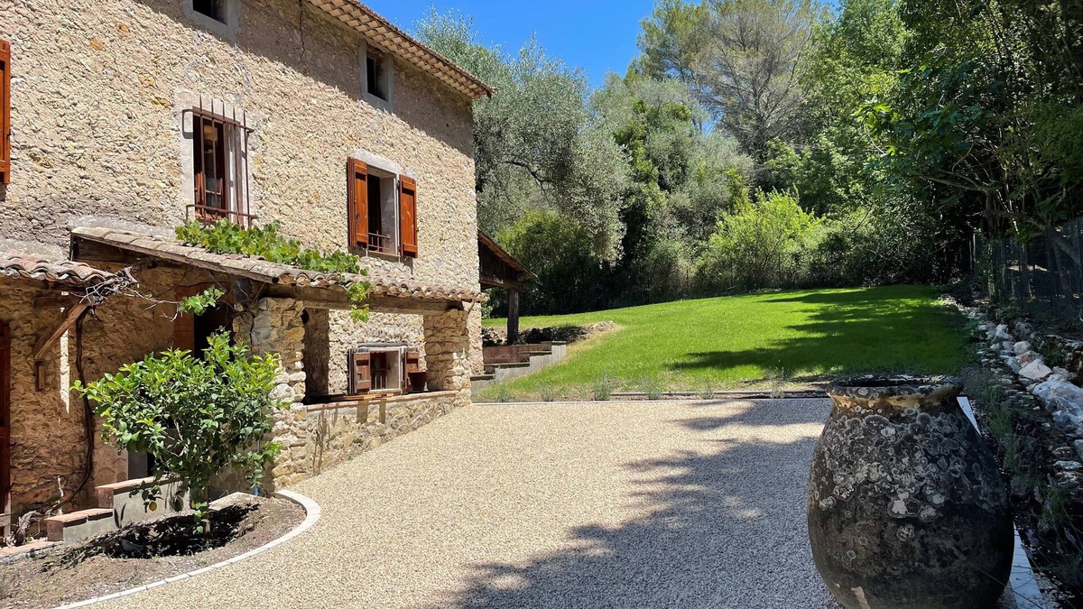 Les Baraques Other | Mas du 19eme 4 double rooms and 6-bed dormitory