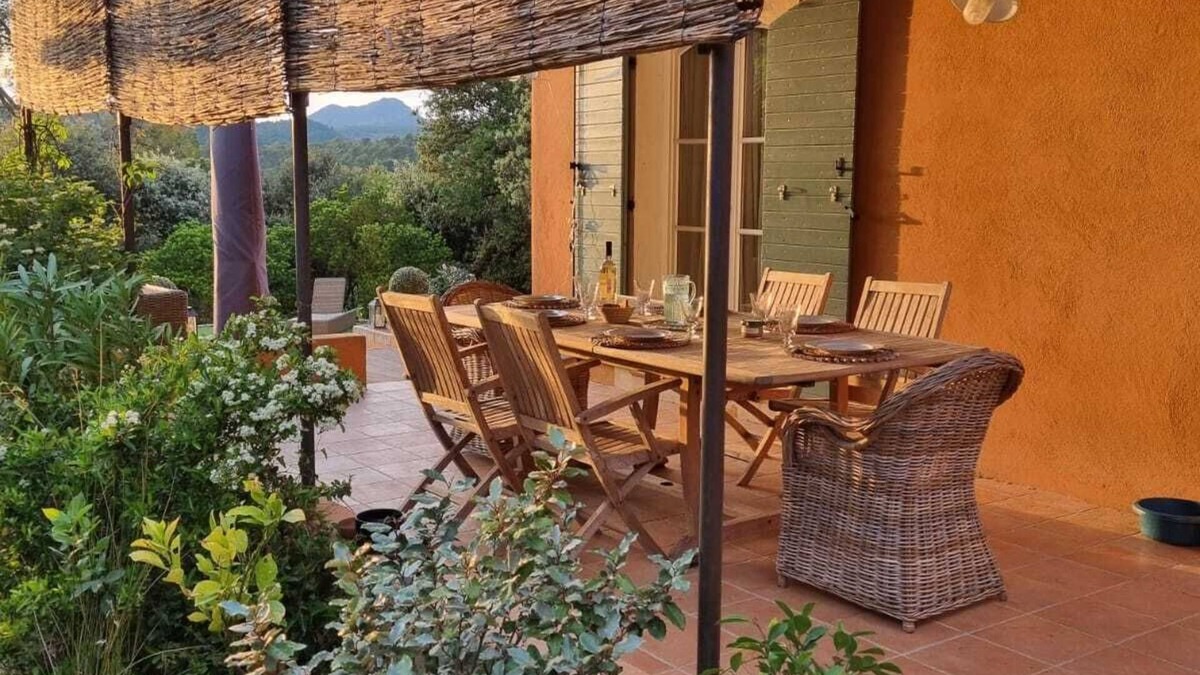 Correns House | Mas du Valnalou *Pool and panoramic view