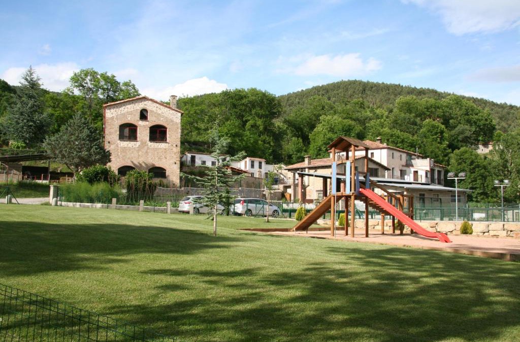 Campdevanol House | Mas La Riera