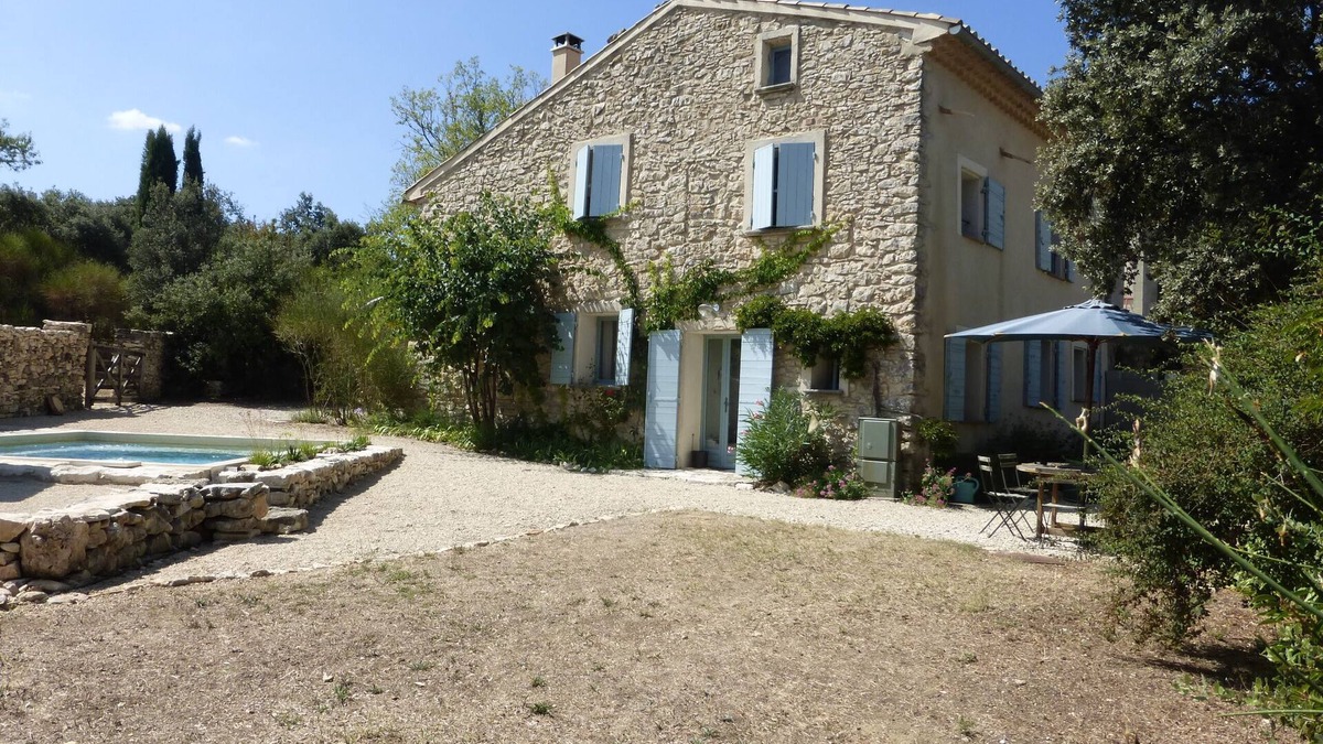 Blauvac House | MAS NICNAC IN THE HEART OF A SMALL DRY-STONE HAMLET
