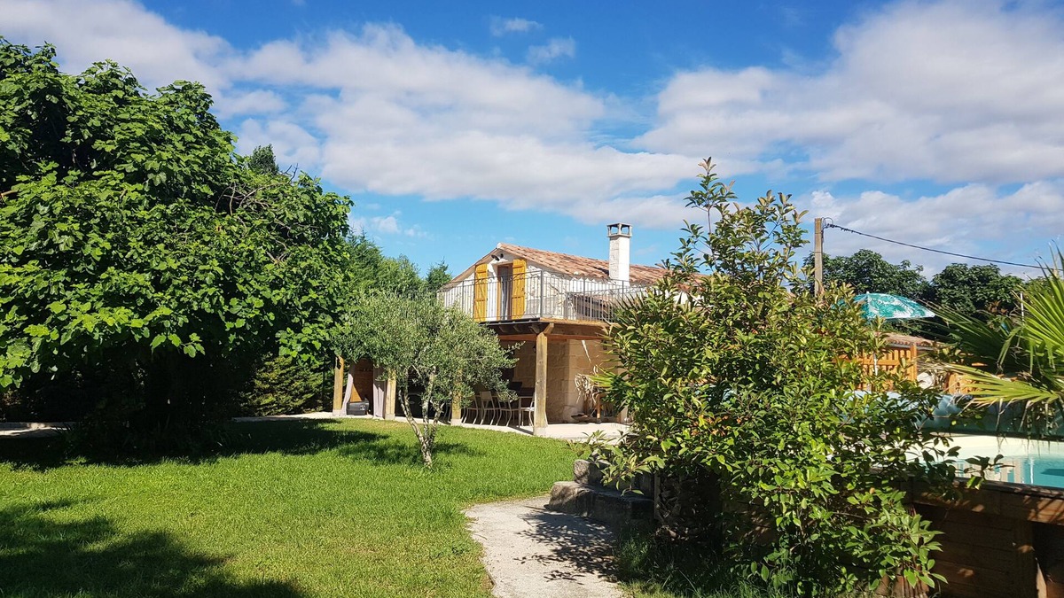 Bernis House | Mas of character in peace