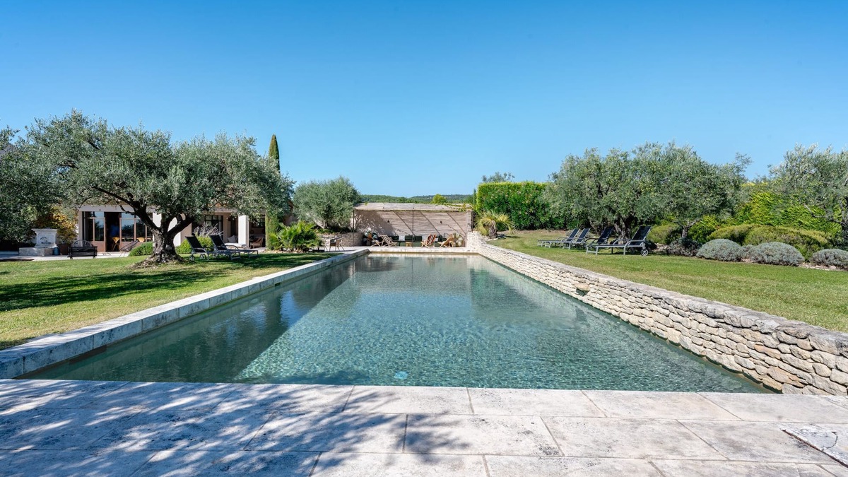 Caromb House | Mas Provençal amidst vineyards, heated swimming pool 19m x 6m, WIFI