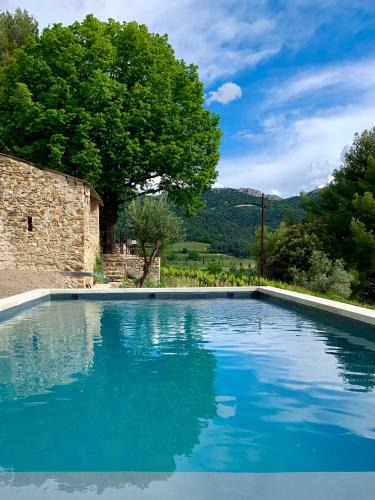Sablet Villa | Mas Provençal climatisé avec piscine chauffée