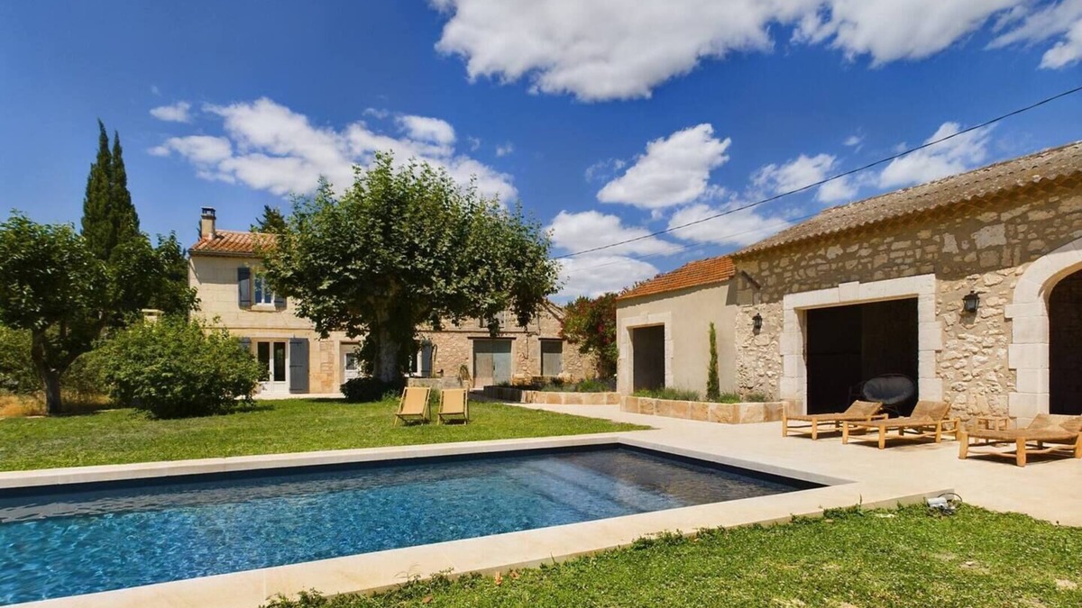 Fontvieille Other | Mas Sainte Croix - Authentic renovated farmhouse in Provence with swimming pool