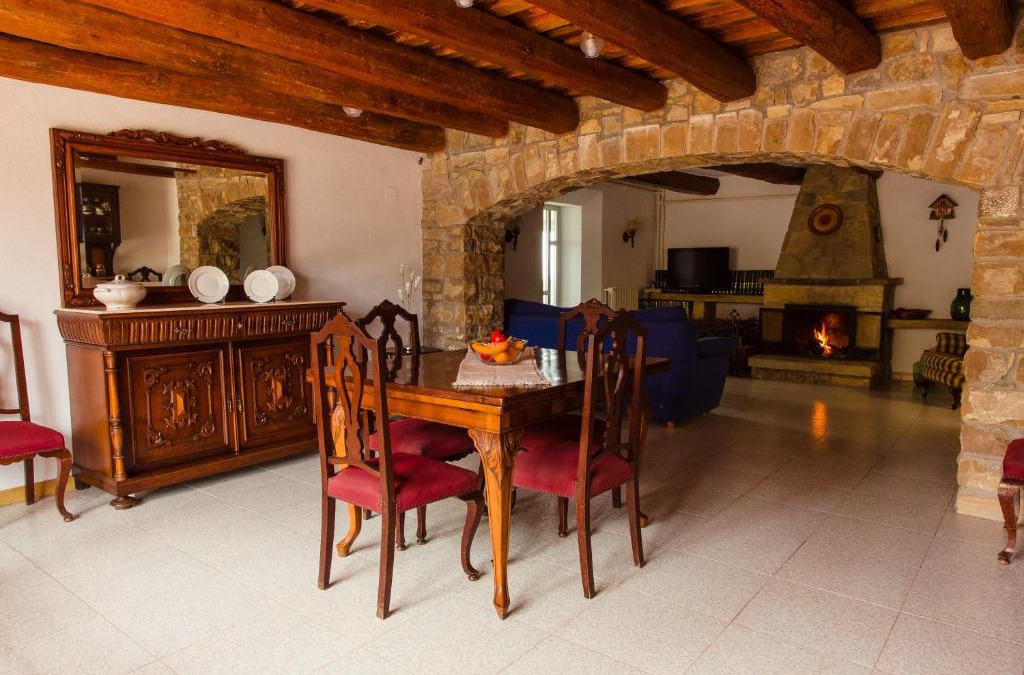 Castellbell I El Vilar House | Masia Can Castanyola
