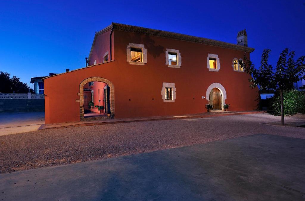 Banyeres del Penedes Apartment | Masia Casa Roja