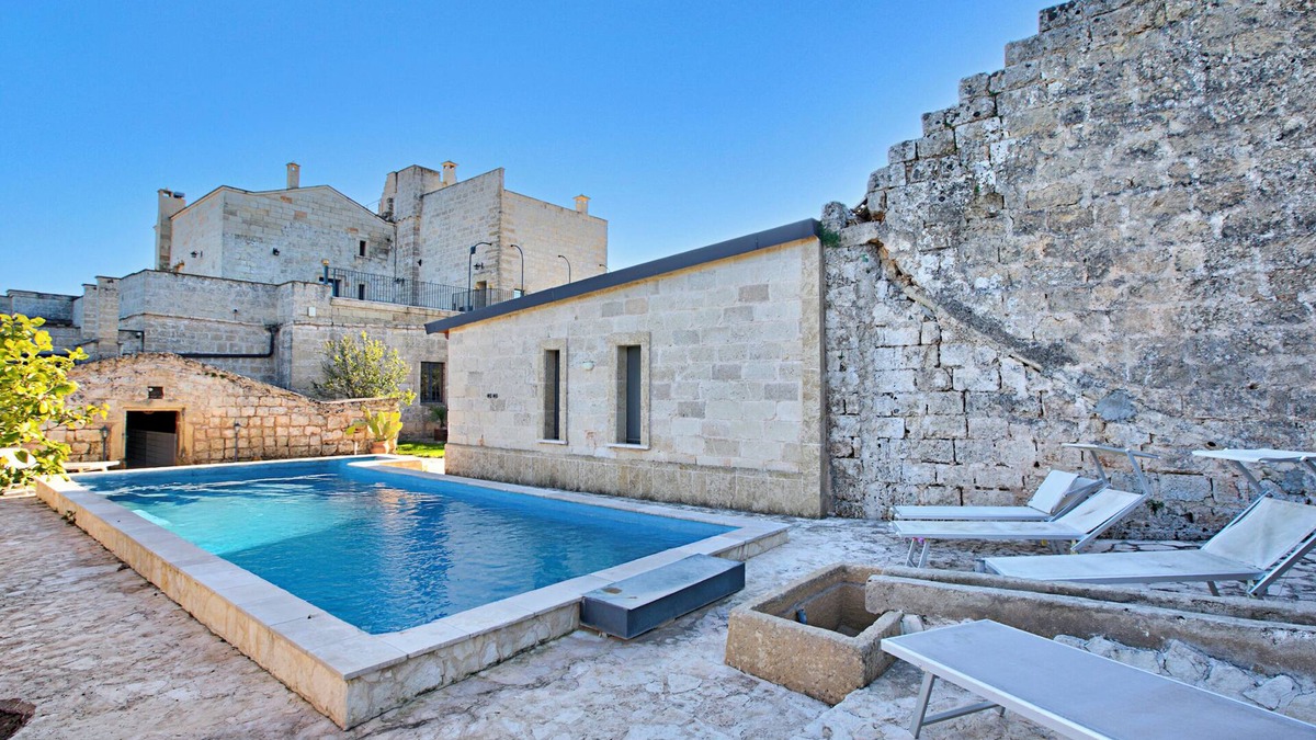 Villa Castelli House | Masseria Antoglia Melograno Classic Room, Villa Castelli, Italy