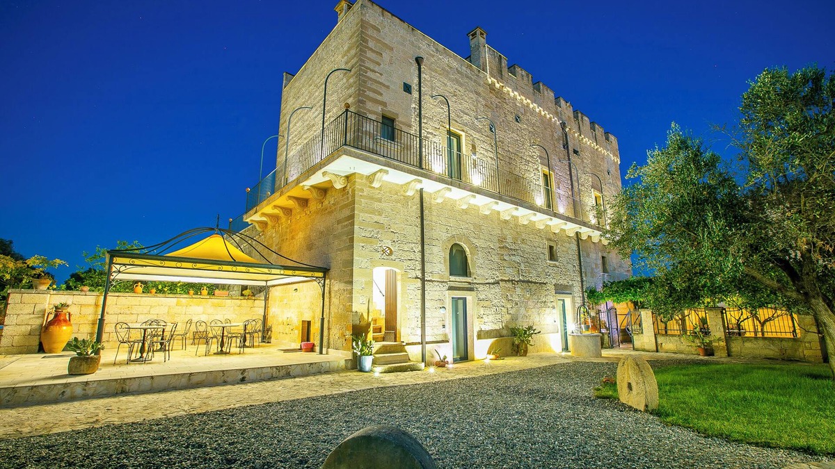 Villa Castelli House | Masseria Antoglia Quercia Suite Terrace, Villa Castelli, Italy