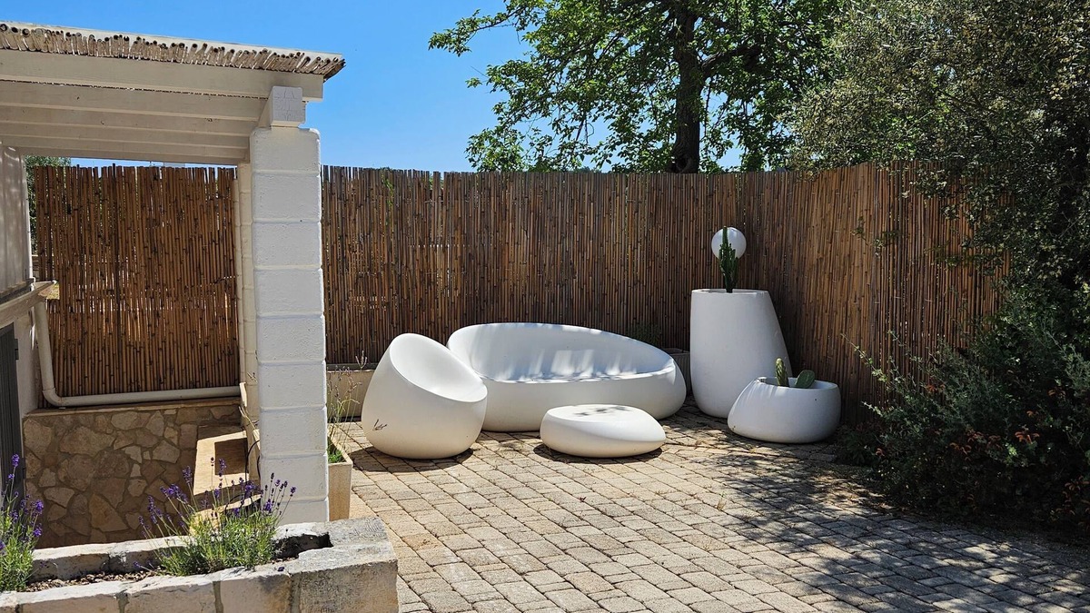Antonelli House | Masseria Pietramia suggestive dwelling immersed in the green Itria Valley