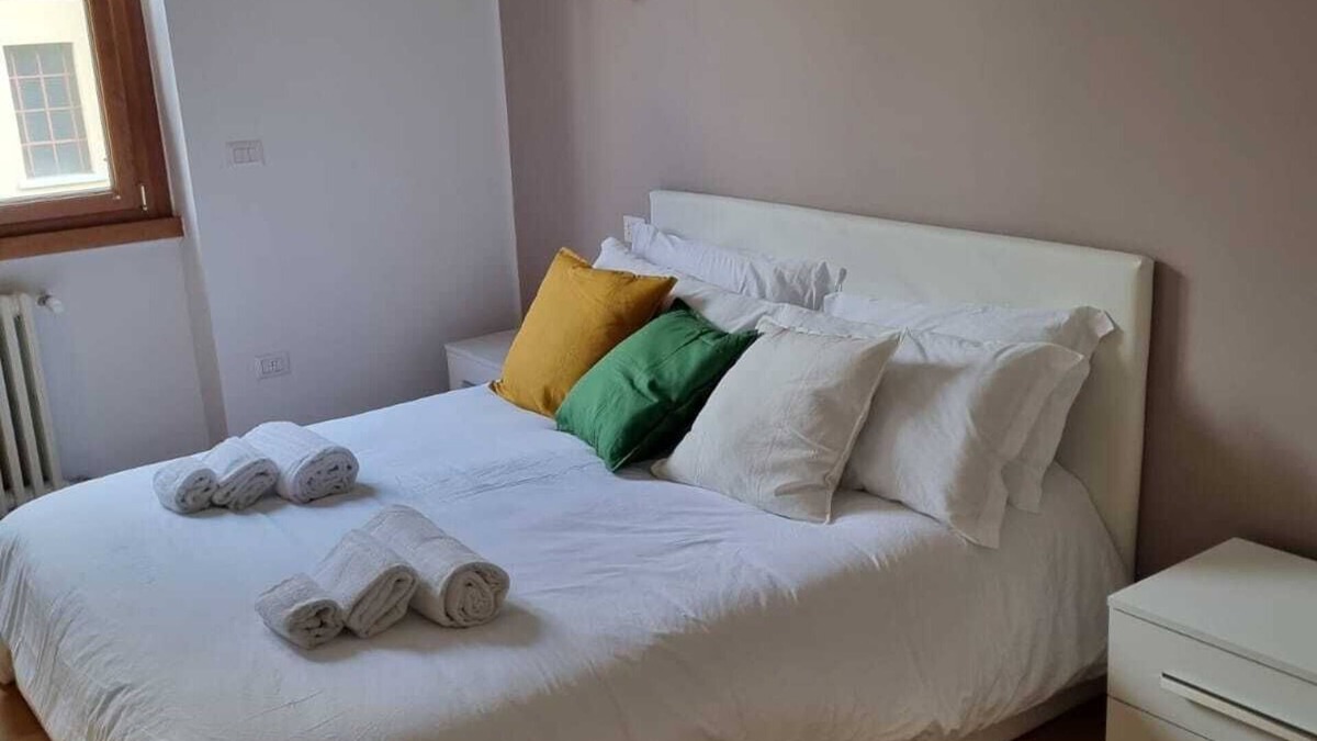 Giambellino Apartment | Massis House Accogliente Appartamento con Terrazzino e Tutti i Comfort