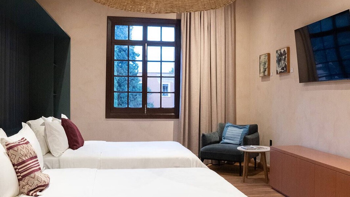 San Luis Potosi Hotel | Master queen suite