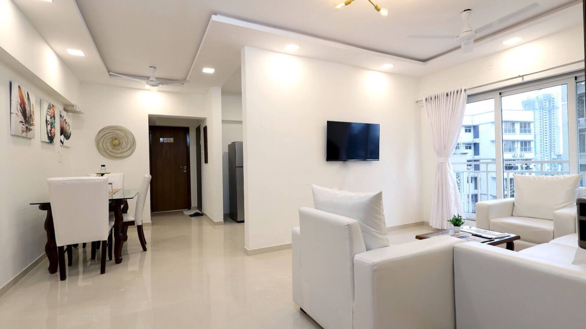 Borivali East Apartment | Master Suite 3 BHK