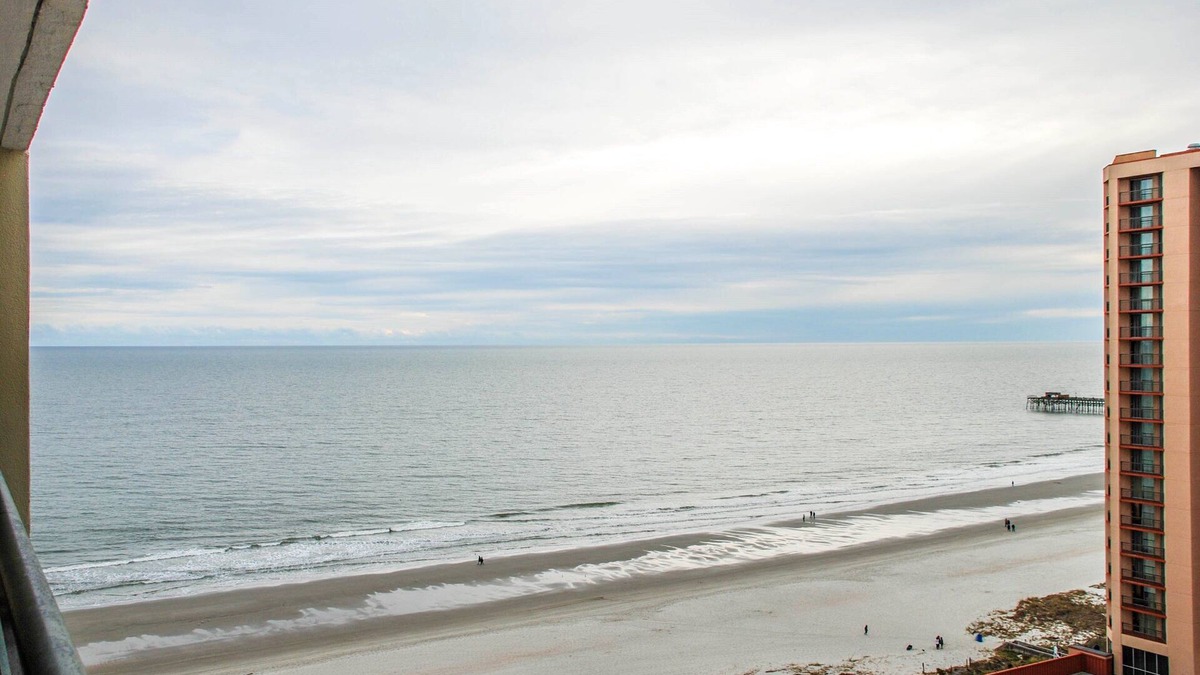 Arcadian Shores Condo | Masterfully Upgraded South Hampton Oceanview Penthouse