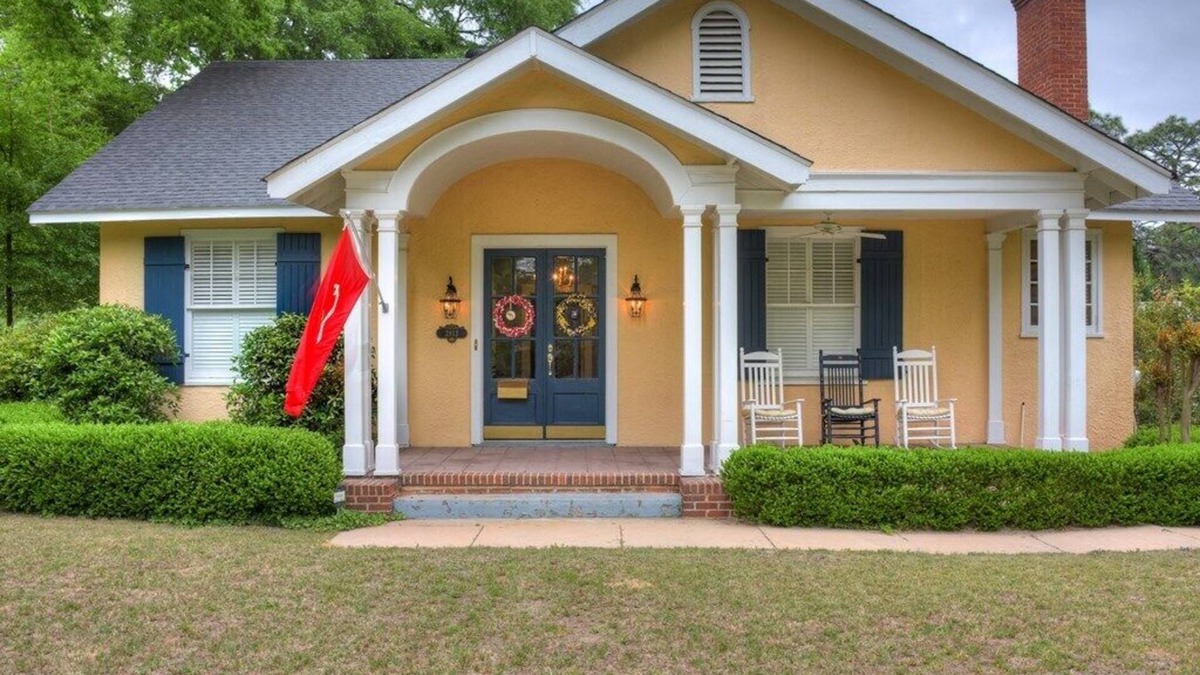 Forest Hills House | Masters Rental- 2.5 mi from course! 4 Bd/3 Ba