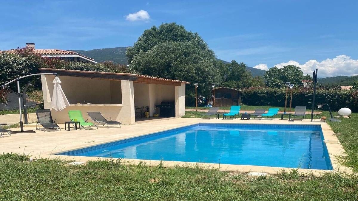Valpaja Apartment | Matteo Leccia - appartement avec piscine