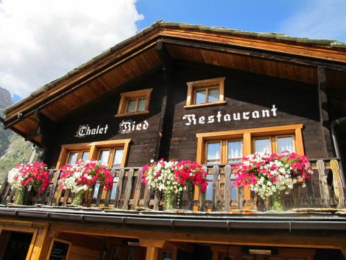Zermatt Bed & Breakfast | Matterhorn Ried Suite