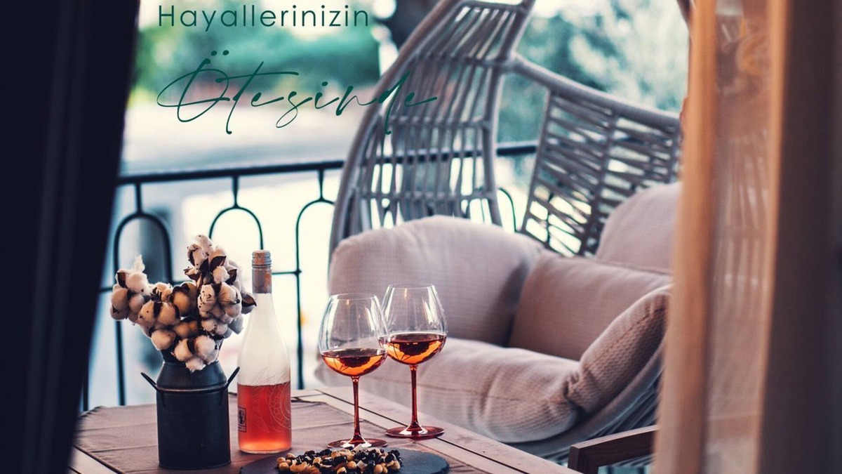 Foca Villa | Mavi bayraklı koyda denize sıfır lüks suit