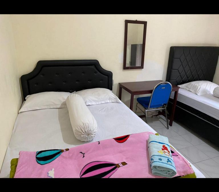 Bajawa House | Mawar Bed and Breakfast