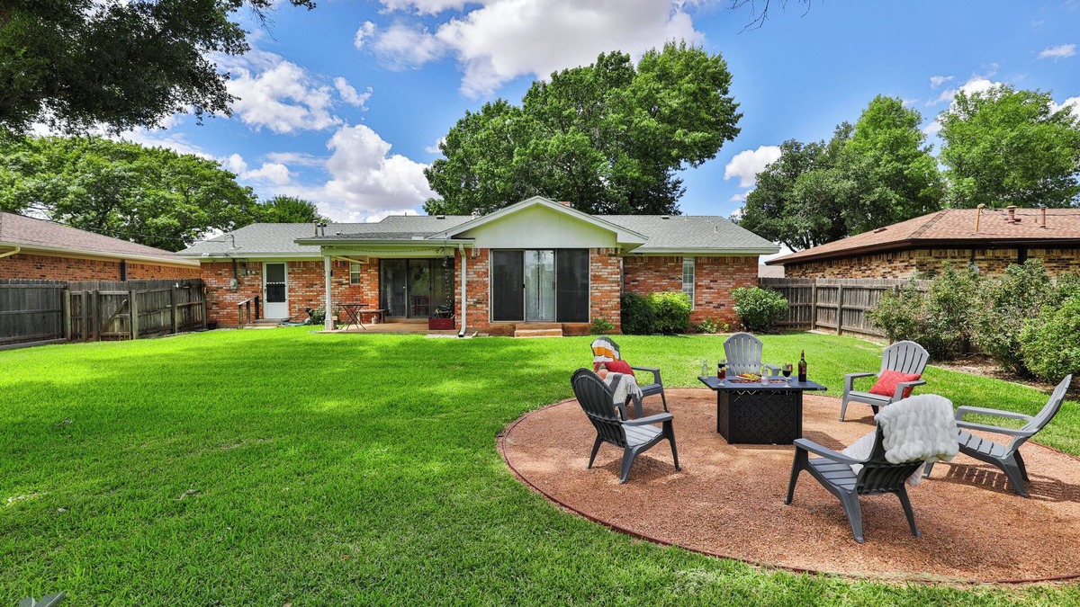 Abilene House | Maxine's Place- A Wonderful Family Legacy