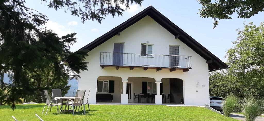 Eichberg-Trautenburg House | Maxl