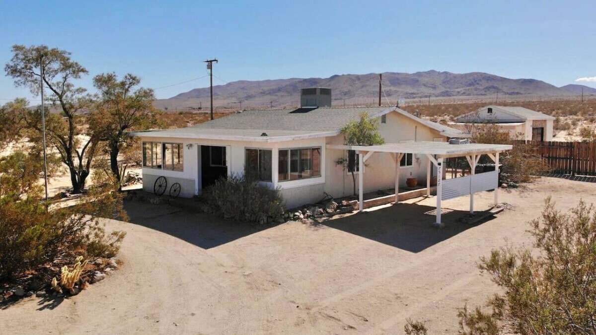 Twentynine Palms House | Mayfair House - 4 Minutes to National Park!