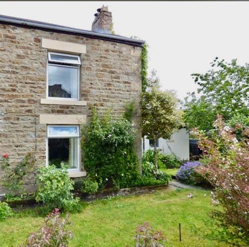 Wearhead House | Mayfield Cottage