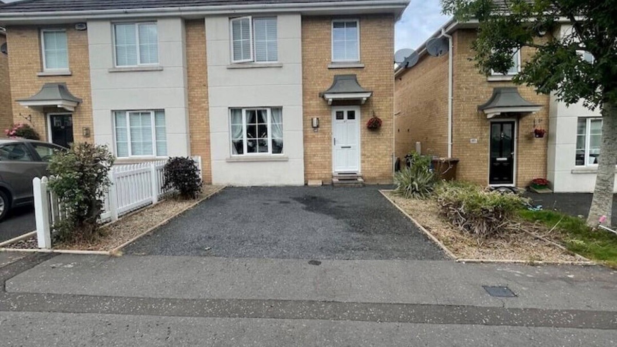 Dunmurry House | Mayfield square
