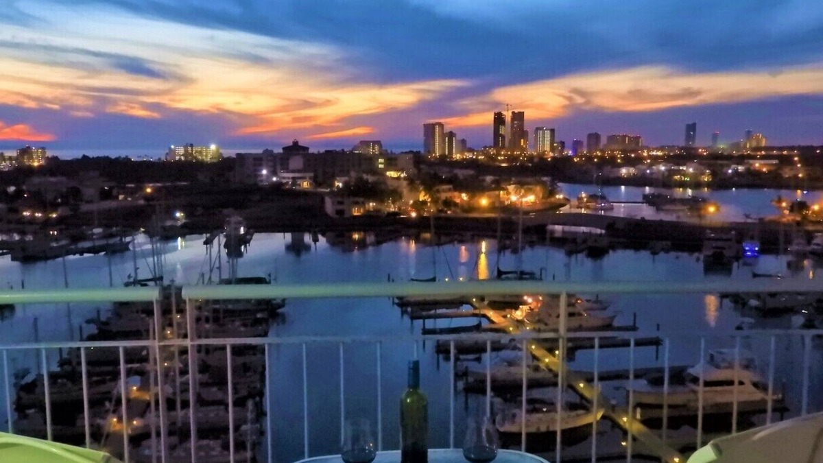 Marina Mazatlan Condo | Mazatlán "LA MARINA". Beautiful penthouse!
