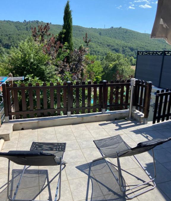 Saint-Martin-de-Bromes Apartment | Mazet 43
